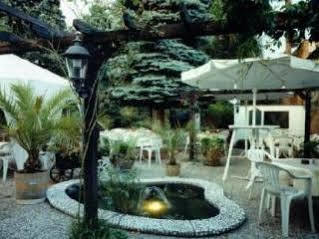 Hotel & Restaurant Bei Hoelzchen Hannover Ngoại thất bức ảnh